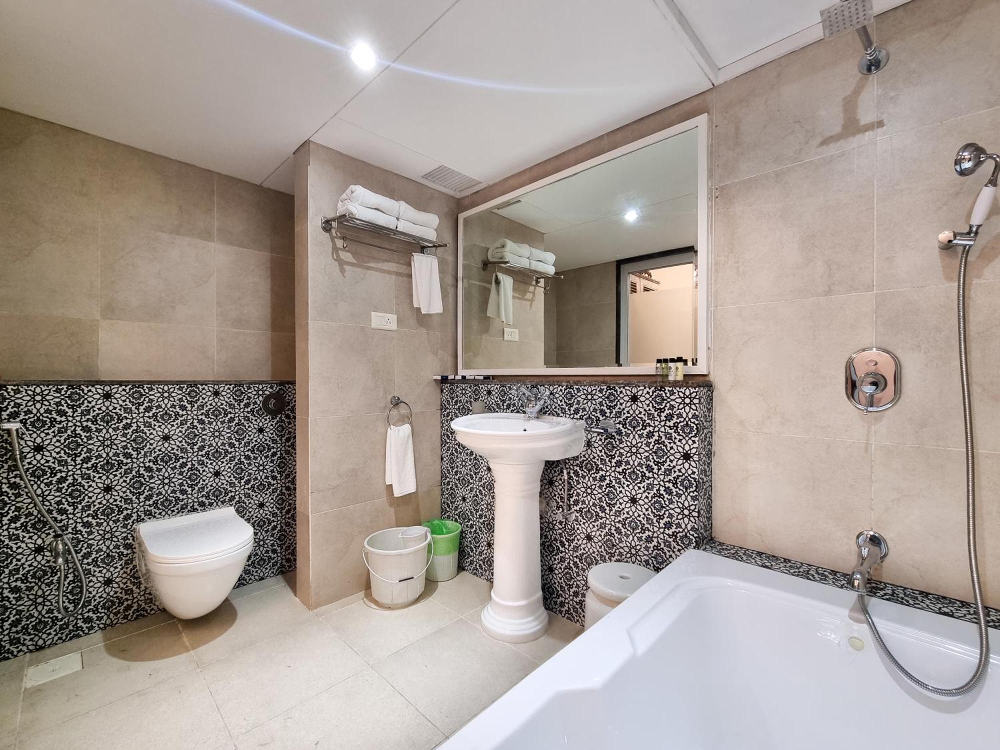 לונבלה Zaras Resort Khandala מראה חיצוני תמונה